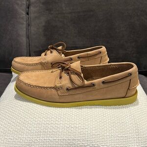 NWOT Sebago Men's “Portland” Tan Leather Dockside’s Boat Shoes Size 11.5